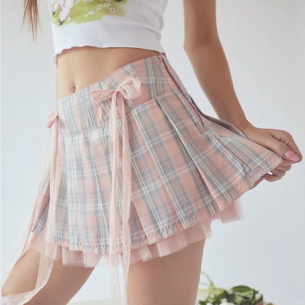 Dolls kill Plaid Pink and Gray Mini skirt pleated